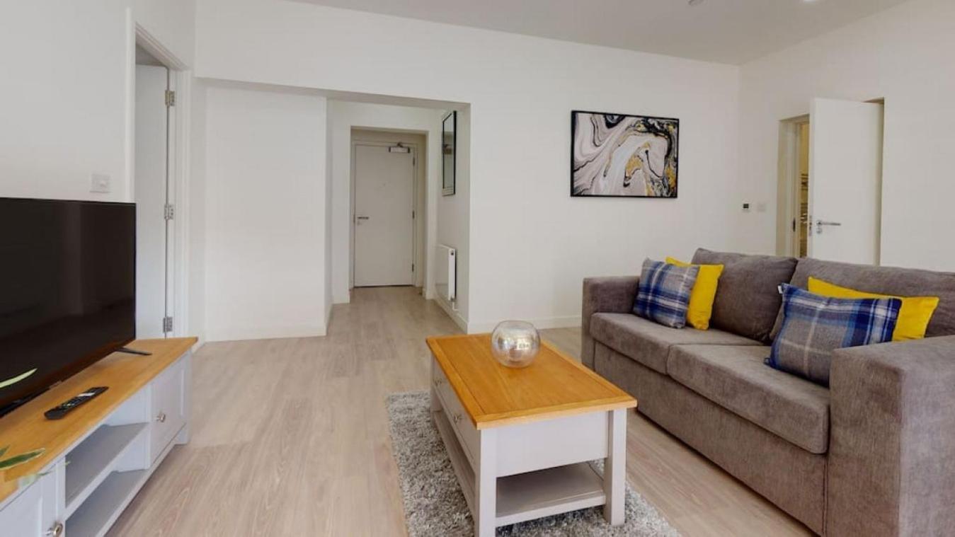Luxury Apartment - Town Centre North Stevenage Esterno foto